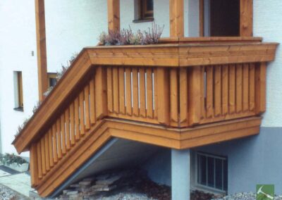 Balkon und Geländer aus Holz – Ueberberg Engelskirchen