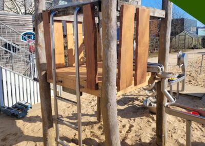 Fachgerechte Reparatur und Instandsetzung von Holz-Spielgeräten in Engelskirchen