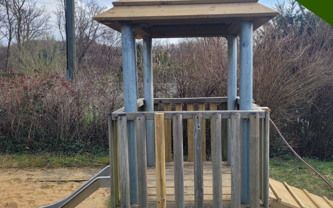 Fachgerechte Spielplatz-Reparatur und Holz-Instandsetzung in Engelskirchen